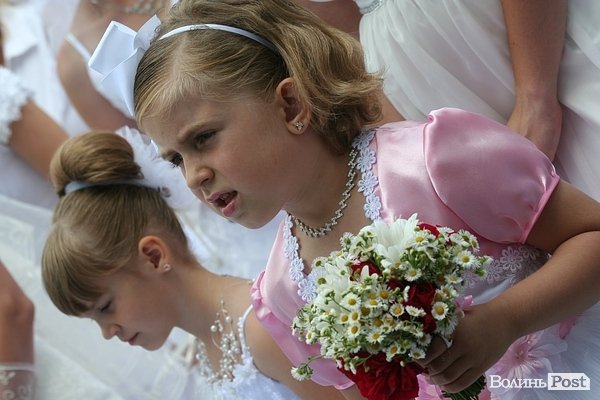 Парад наречених у Луцьку. ФОТО