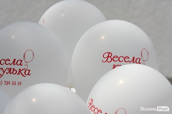 Парад наречених у Луцьку. ФОТО