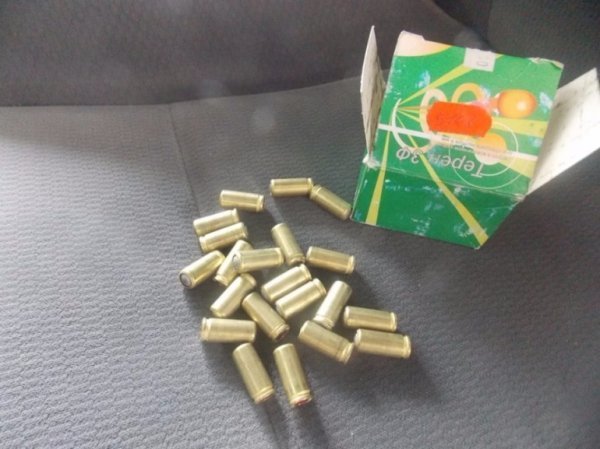 На білоруському кордоні у авто виявили набої. ФОТО