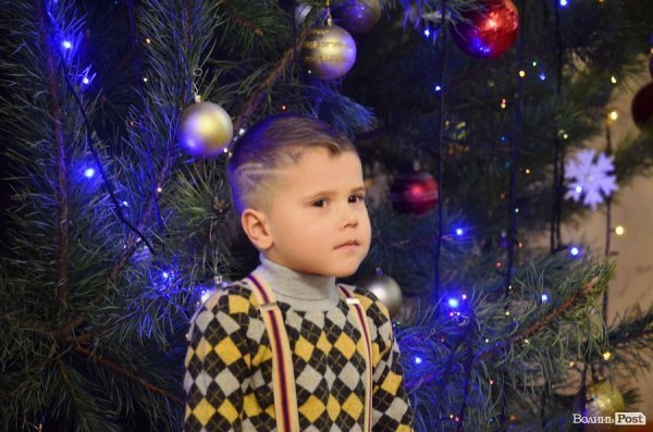 Андрій Покровський влаштував новорічне свято для 200 дітей