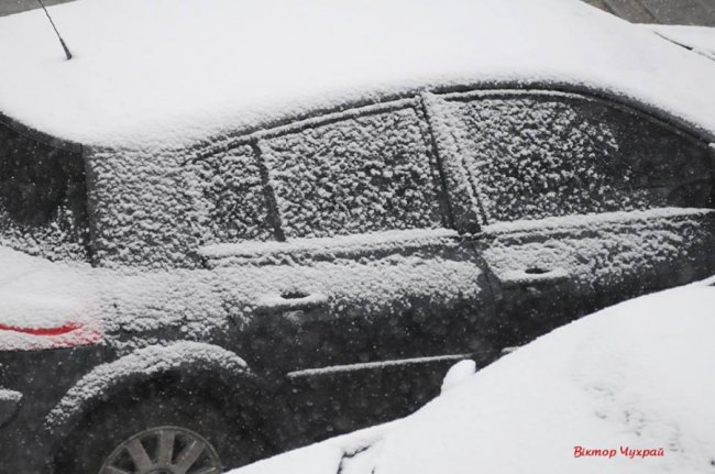Фотограф показав засніжений Луцьк