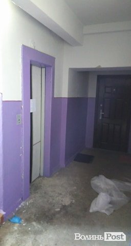 Поїхав без попередження: ліфт, у якому загинула лучанка, «барахлив»