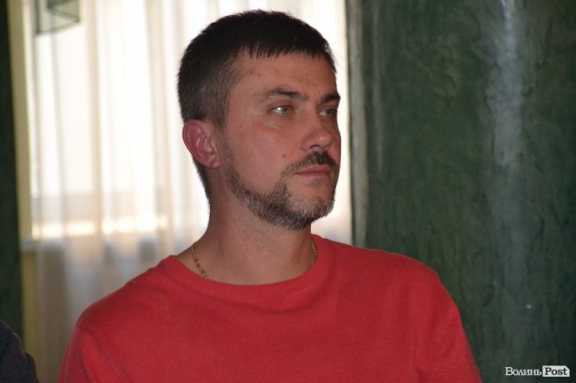 На «Файній гутірці» говорили про політику та співали