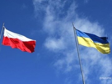 Поляки хочуть назвати корабель на честь українських міст