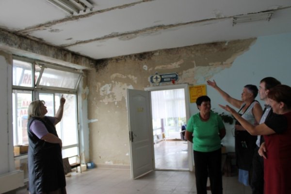 До будинку побуту біля «Гостинця» добудують третій поверх?