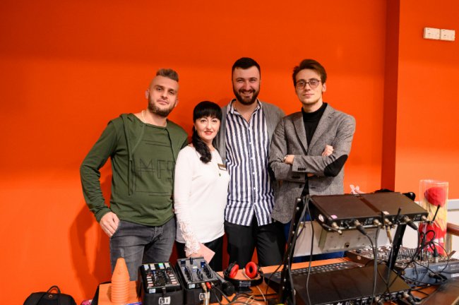 На арені розваг «GeneratorCitу» відбулася дискотека на роликах. ФОТО*