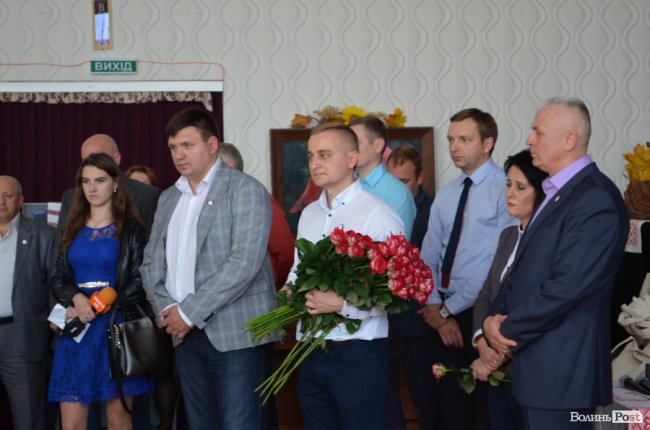 «Ми витрусимо з держави гроші для пенсіонерів та ветеранів», – Олег Ляшко у Луцьку*