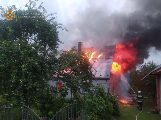 На Волині горів житловий будинок. ФОТО