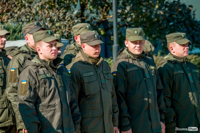 У Луцьку з Днем захисника України привітали нацгвардійців. ФОТО