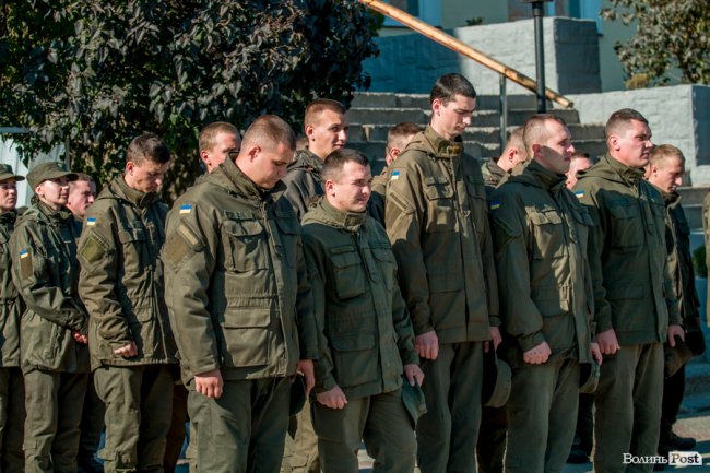 У Луцьку з Днем захисника України привітали нацгвардійців. ФОТО