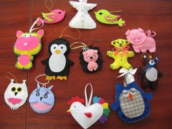 Для хворих діток з Волині іграшки шили учні з Донеччини