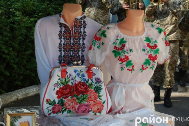 «Бурштинова осінь»: страви, мода і музика