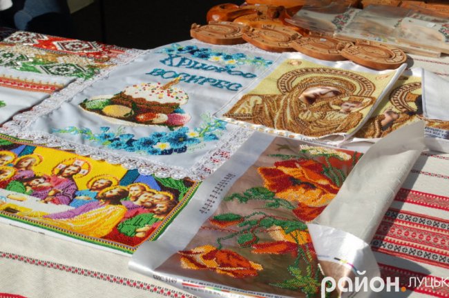 «Бурштинова осінь»: страви, мода і музика