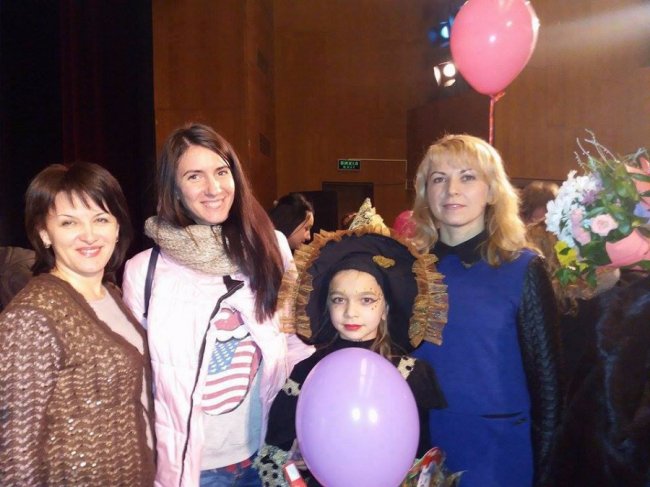 Донька волинського Героя виступала на сцені заради хворих діток