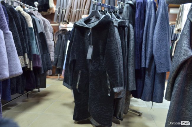 У магазині шкіри та хутра «Steel» у Луцьку – «чорна п’ятниця» із космічними знижками на увесь товар*