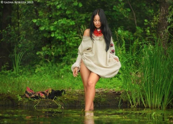 Інтернет «порвала» українська етнічна еротика. ФОТО