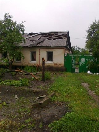 Ураган в Луганську. ФОТО. ВІДЕО