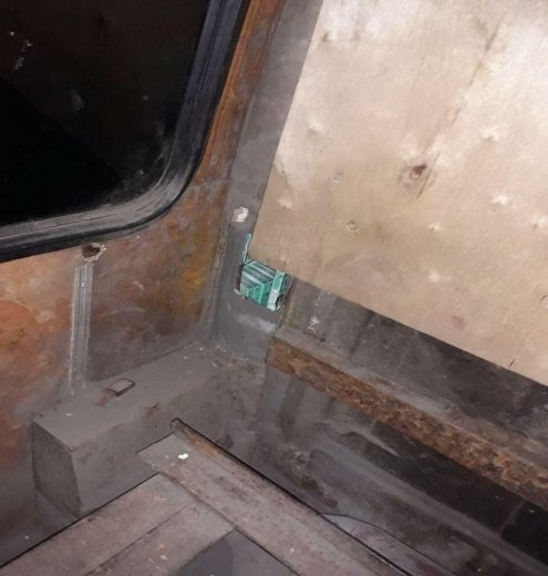 На «Ягодині» вилучили напханий цигарками автомобіль