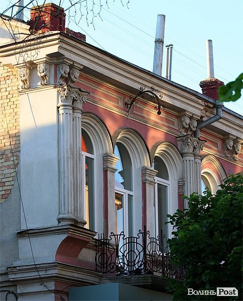 Місто, яке я люблю. Луцькі балкони