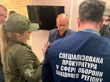 На Волині працівниця військкомату «погоріла» на хабарі