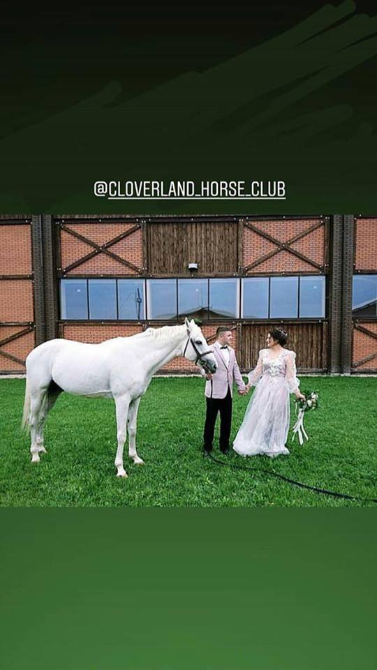 З'явилися перші фото з весілля відомої луцької режисерки