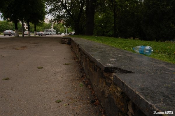 Меморіал в Луцьку оновили до Дня Перемоги