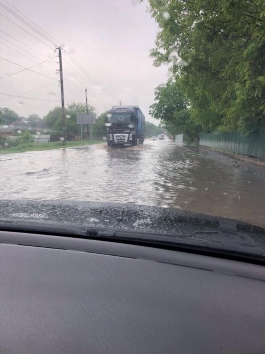 Волинське місто затопило через зливу. ФОТО