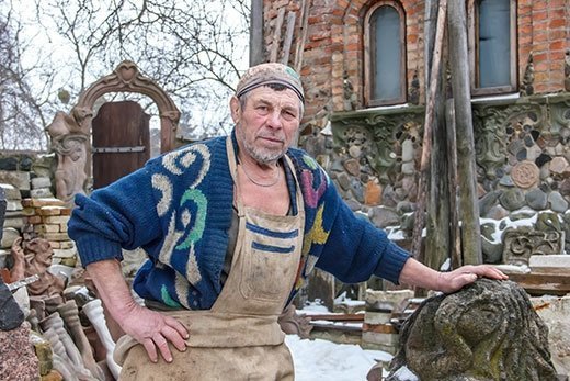 «Не люблю, коли мій дім називають Будинком з химерами», – луцький скульптор