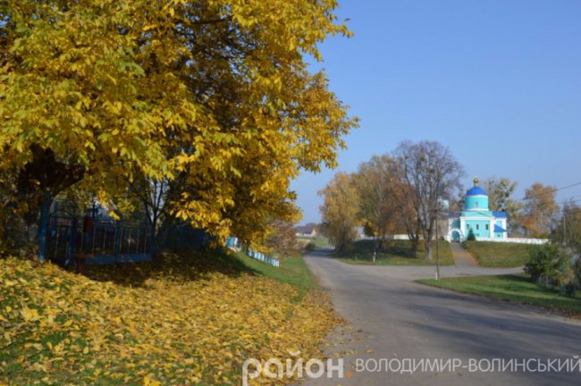 Золота осінь у волинському селі. ФОТО