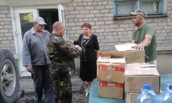 Волинські бійці допомагають дітям на Донеччині. ФОТО