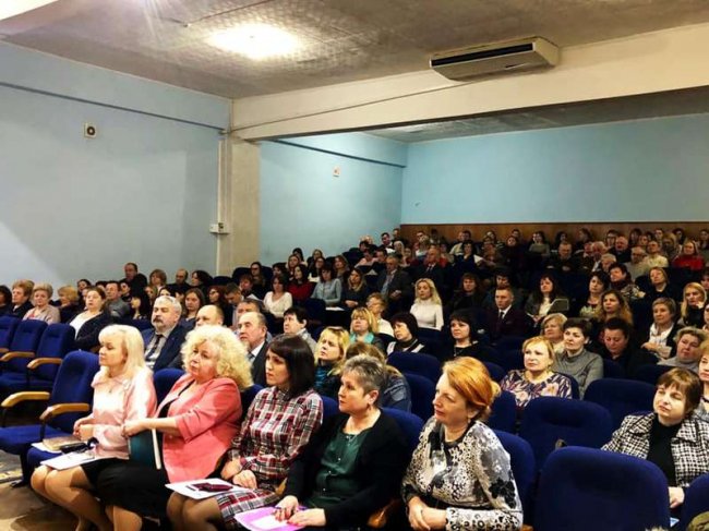 «Вік живи – вік учись»: луцький педколедж отримав безкоштовну програму для мультибордів