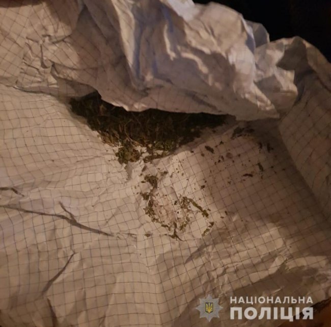 Обшуки у фігуранта «криміналу» на Волині: поліція знайшла наркотики