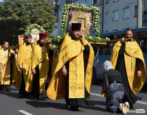У Луцьку відбувся хресний хід. ФОТО 