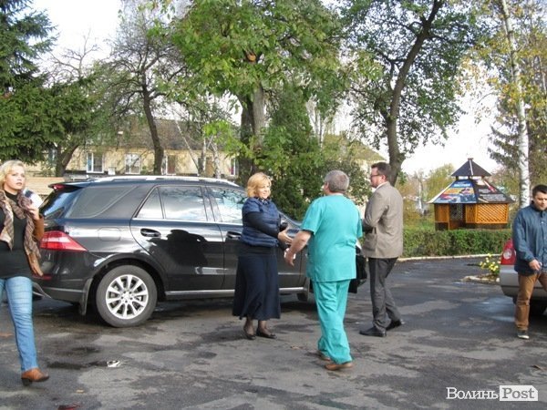 Богомолець у Луцьку поспілкувалася із військовими. ФОТО