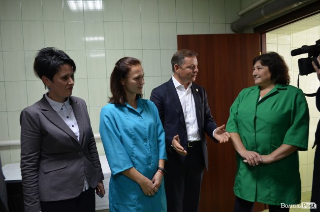 «Ми витрусимо з держави гроші для пенсіонерів та ветеранів», – Олег Ляшко у Луцьку*