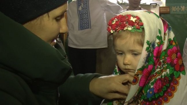 Волинський дитячий колектив готує «Різдвяний вертеп»: найменшій учасниці — три. ВІДЕО