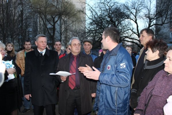 У Луцьку влада обіцяє капітальний ремонт двох дворів