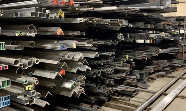 Як не помилитися при замовленні металу на виробництво: контроль товщини та довжини
