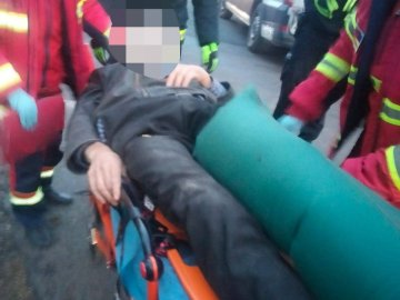 У Луцькому районі легковик протаранив віз. ФОТО