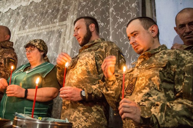 Як бійці волинської бригади зустрічають Великдень на передовій. ФОТО