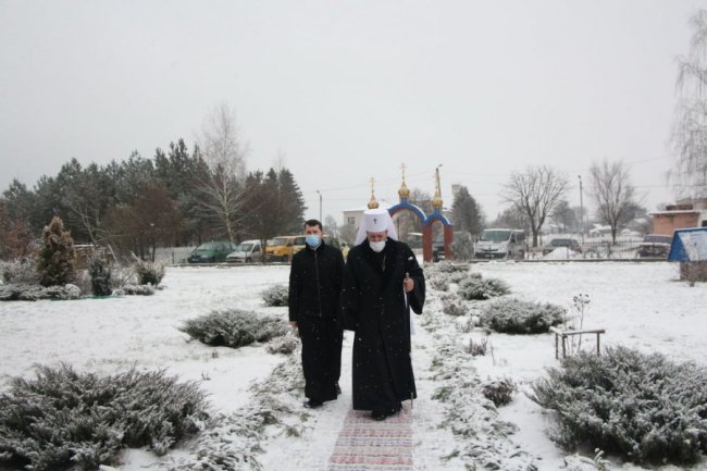 Владика Михаїл освятив недільну школу у волинському селі. ФОТО