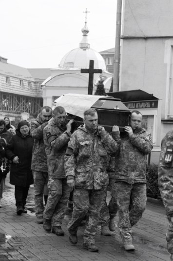 У Луцьку попрощалися із Захисником Максимом Омельчуком