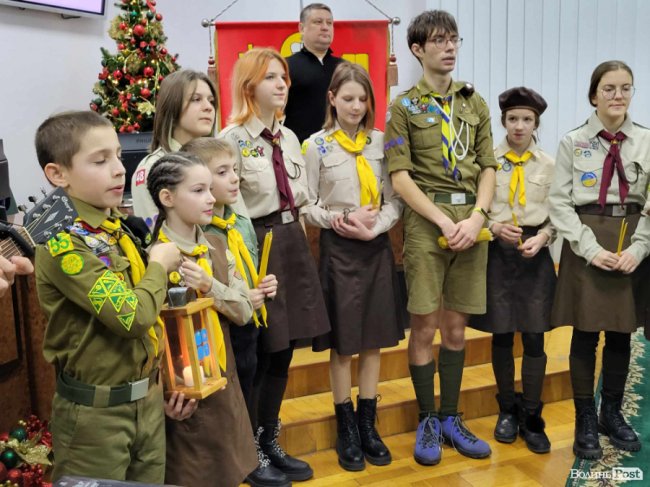 Луцьк отримав Вифлеємський вогонь миру. ФОТО