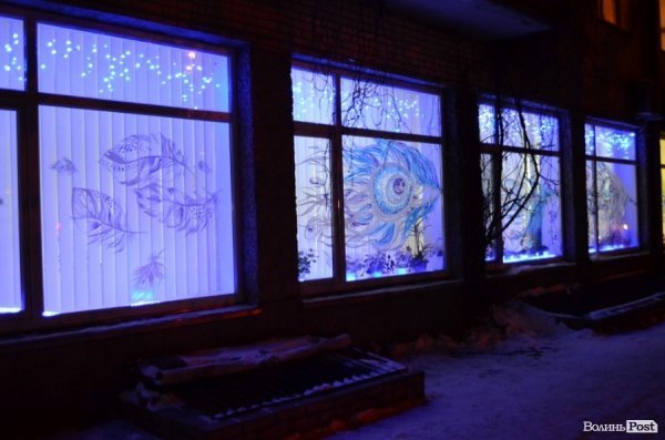 ТОП-10 новорічних фасадів Луцька. ФОТО