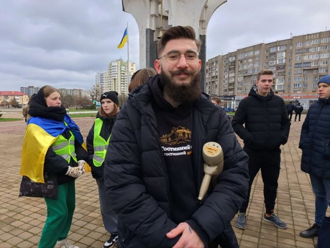 «800 мільйонів на військо»: у Луцьку відбувся марш протесту. ВІДЕО