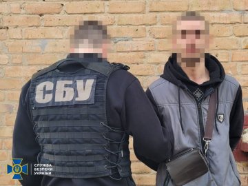 СБУ зловила спритників, які хотіли вивезти з України обладнання до бойових літаків