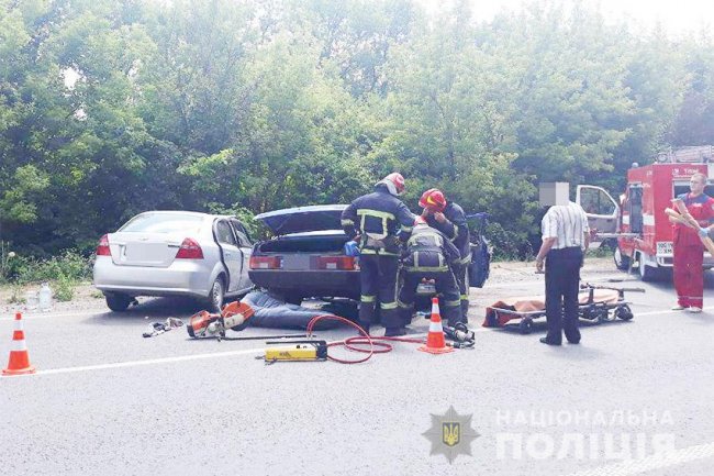 Виїхав на зустрічну: на Хмельниччині сталась смертельна аварія. ФОТО