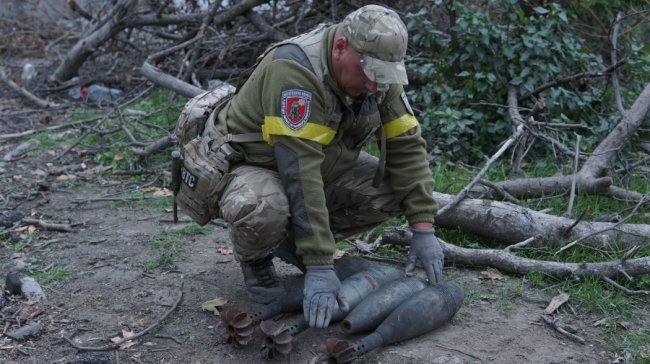 «Ми робимо все, аби люди якнайшвидше повернулися додому», –  волинський вибухотехнік 