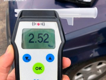 Небайдужа волинянка допомогла патрульним затримати п'янючого водія