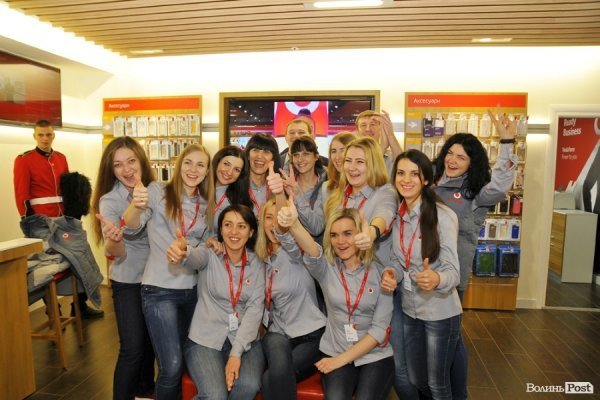 У Луцьку відкрився перший брендований магазин Vodafone 